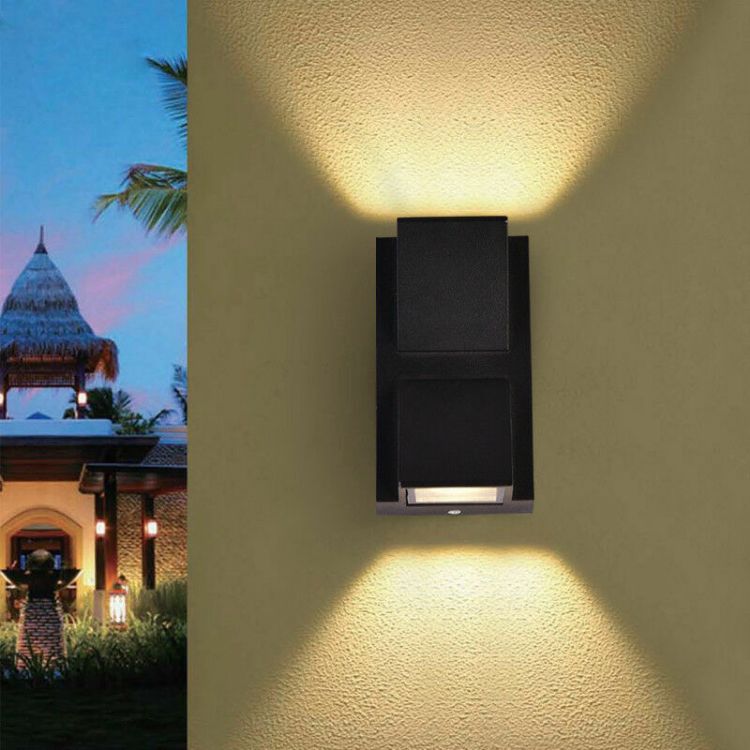 outdoor up and down wall light