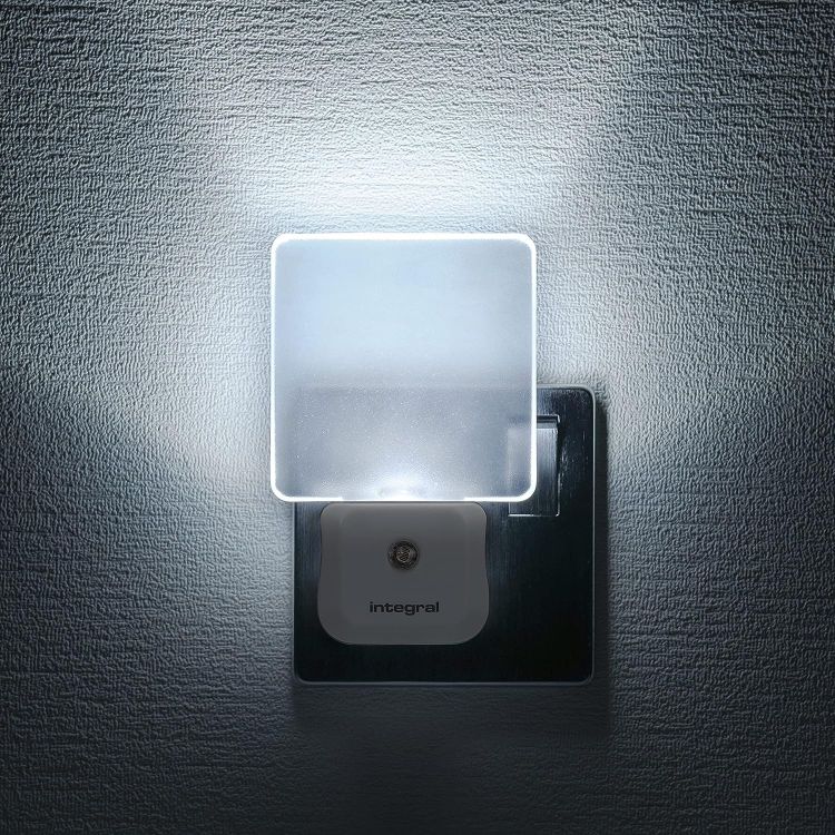night light sensor plug